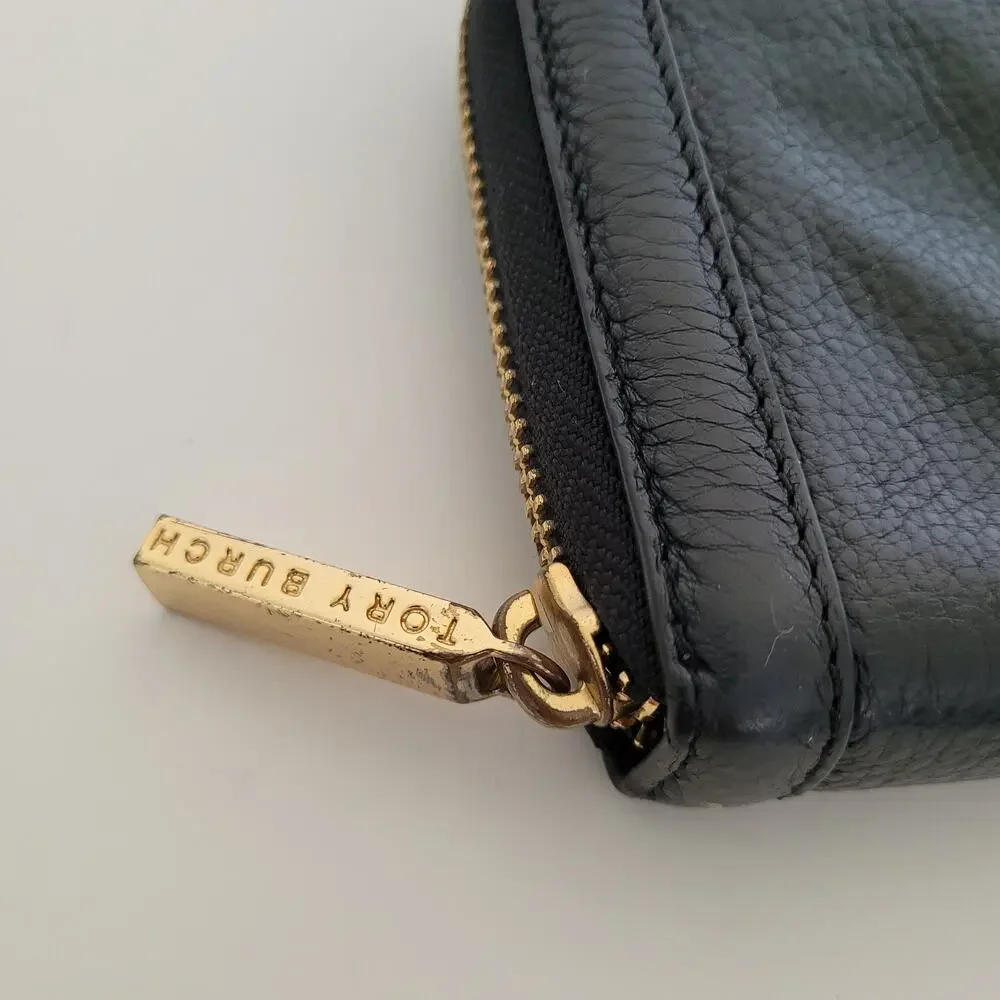 Tory Burch Solid Black Pebble Leather Zip Around Large Wallet Long Clutch‎ Logo
